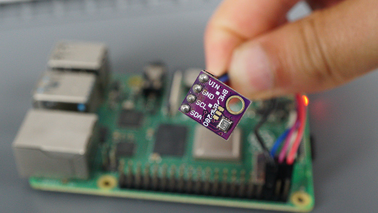 Raspberry Pi with BME280 Sensor